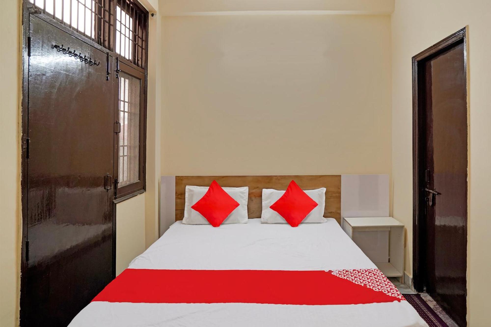 Hotel O 81617 The Pacific Hotel Ghaziabad Luaran gambar