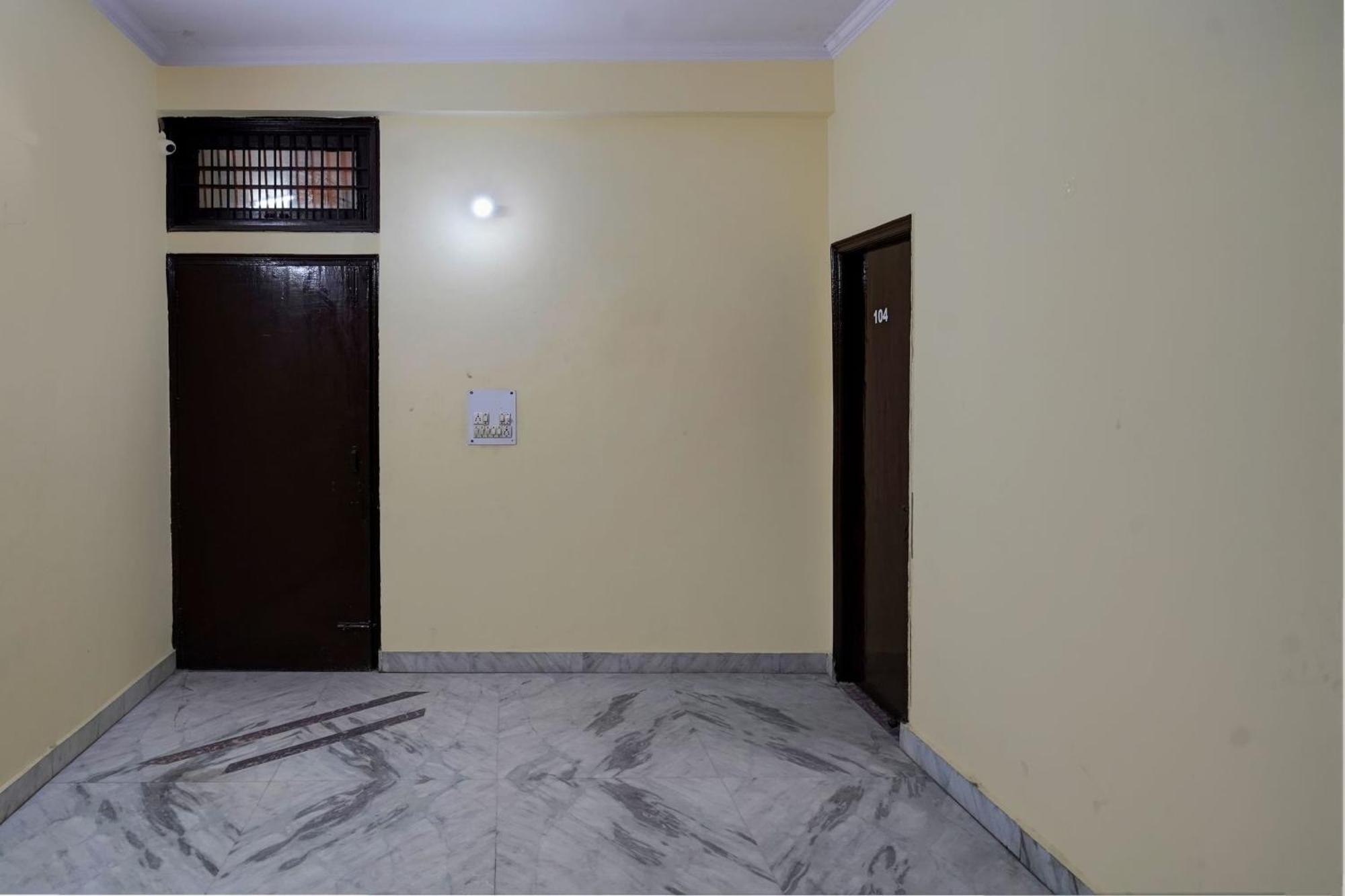 Hotel O 81617 The Pacific Hotel Ghaziabad Luaran gambar