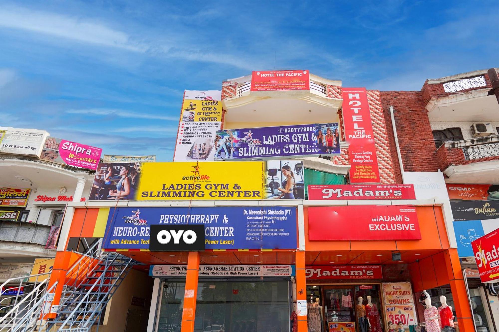 Hotel O 81617 The Pacific Hotel Ghaziabad Luaran gambar