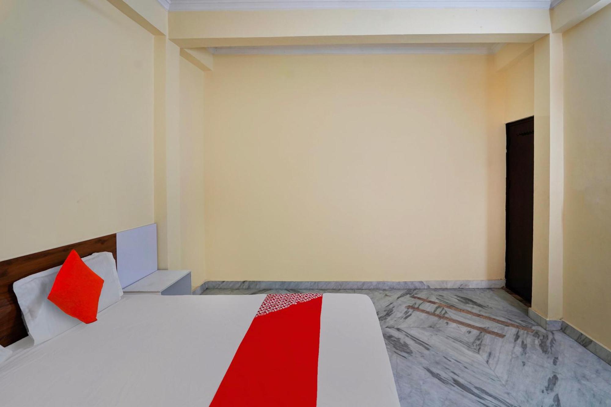 Hotel O 81617 The Pacific Hotel Ghaziabad Luaran gambar