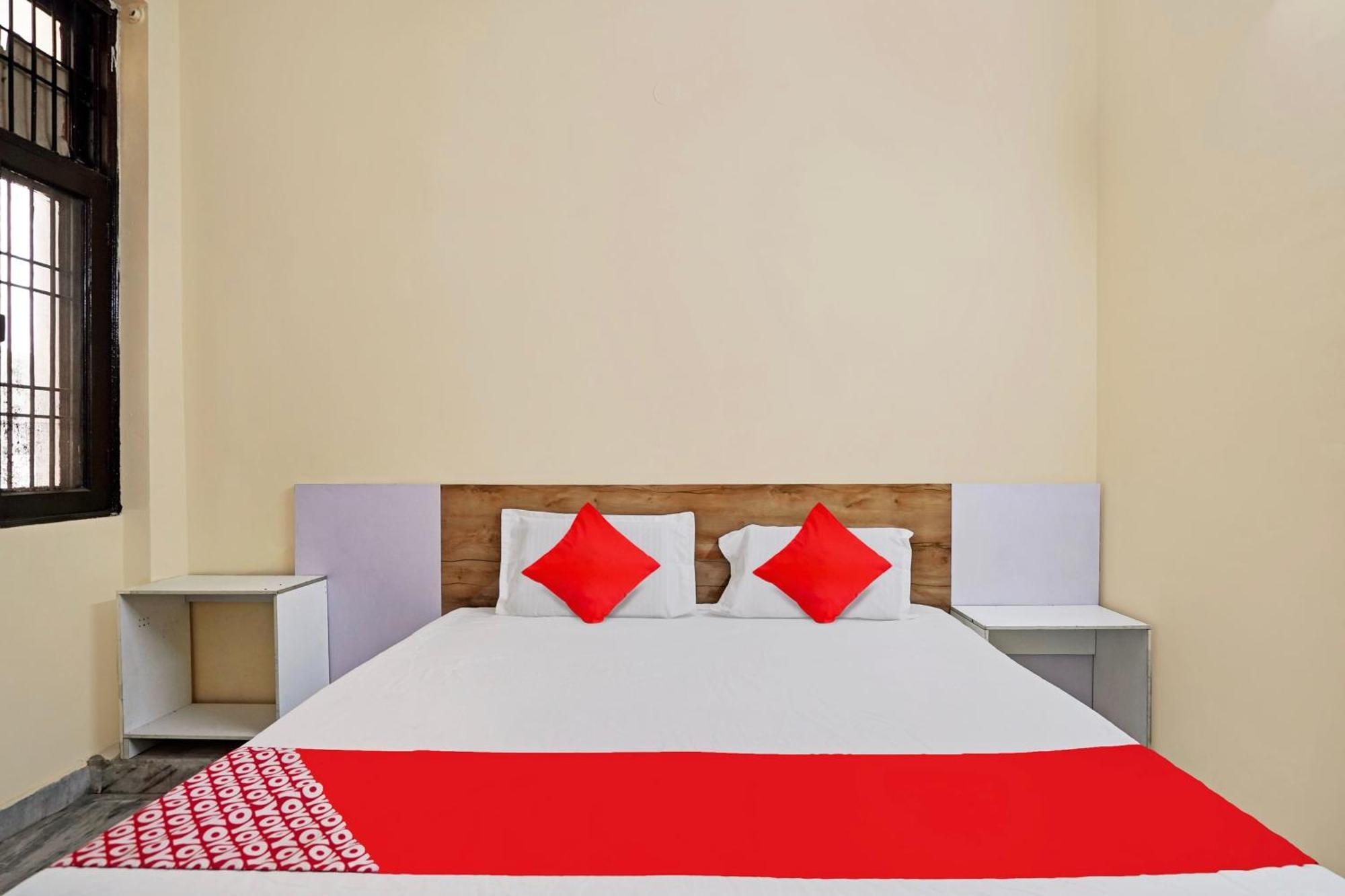 Hotel O 81617 The Pacific Hotel Ghaziabad Luaran gambar